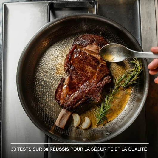 Set Pro de poêle en titane martelé avec ustensiles